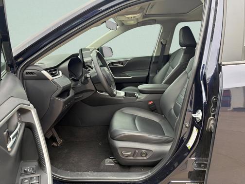 Blueprint 2024 Toyota RAV4 Hybrid XLE Premium