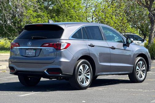 2018 Acura RDX Advance Package