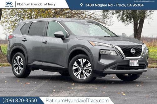 2022 Nissan Rogue SV