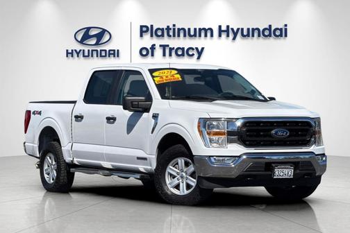 Oxford White 2021 Ford F-150 XLT