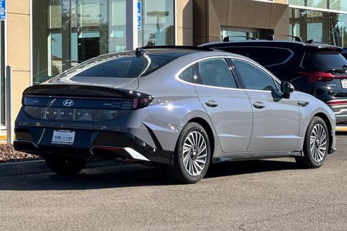 2026 Hyundai SONATA Hybrid SE