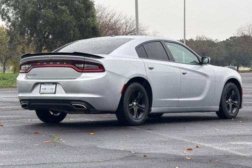 2021 Dodge Charger SXT