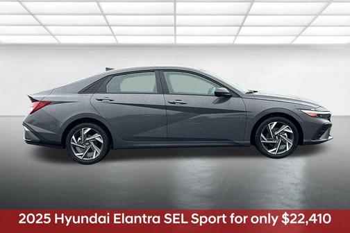 2025 Hyundai ELANTRA Sport