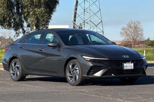 2026 Hyundai ELANTRA HEV Limited