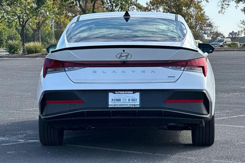 2026 Hyundai ELANTRA HEV SEL Sport