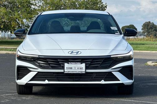 2026 Hyundai ELANTRA HEV SEL Sport