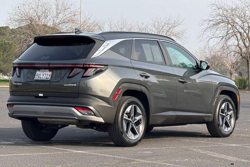2025 Hyundai TUCSON Hybrid SEL Convenience