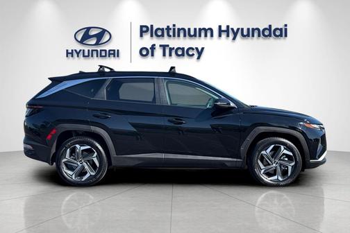 Black Pearl 2024 Hyundai TUCSON Hybrid SEL Convenience