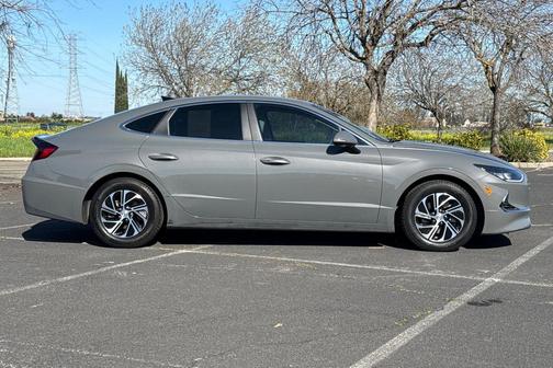 2021 Hyundai SONATA Blue