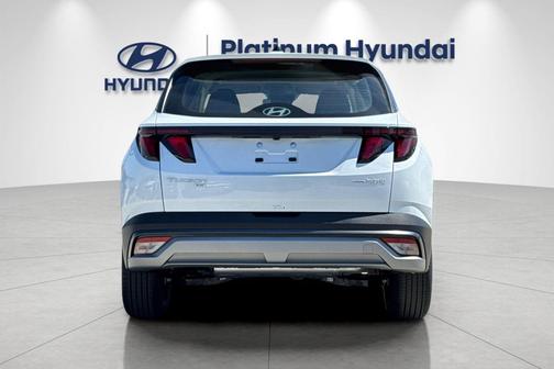 Creamy White Pearl 2026 Hyundai TUCSON Hybrid Blue SE