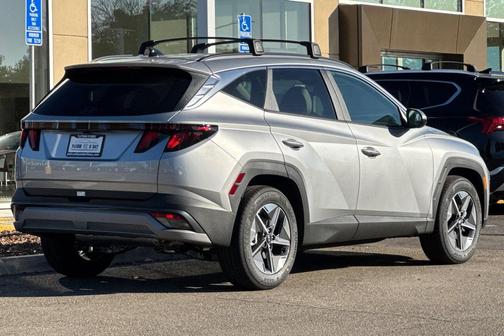 Shimmering Silver 2026 Hyundai TUCSON SEL