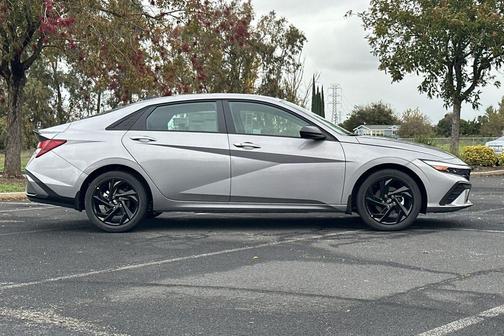 2026 Hyundai ELANTRA Sport