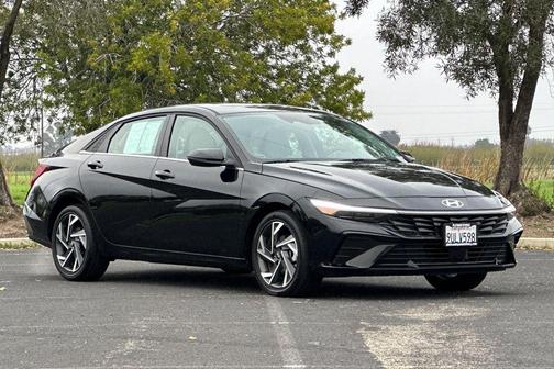 2025 Hyundai ELANTRA HEV Limited