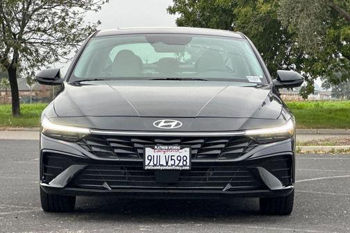 2025 Hyundai ELANTRA HEV Limited