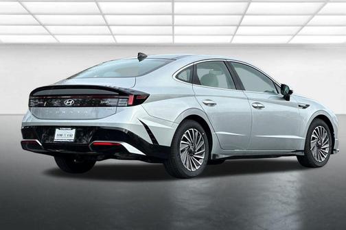 2026 Hyundai SONATA Hybrid SE