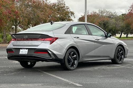 2026 Hyundai ELANTRA Sport