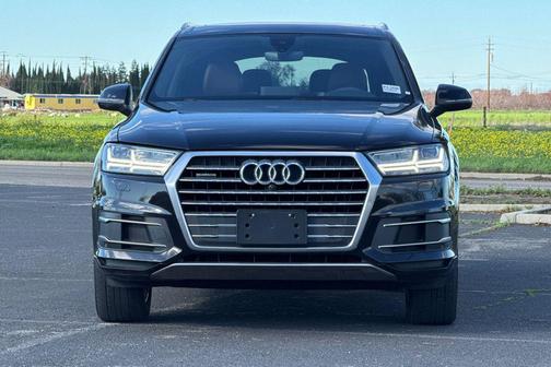 2019 Audi Q7 45 Premium