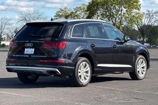 2019 Audi Q7 45 Premium