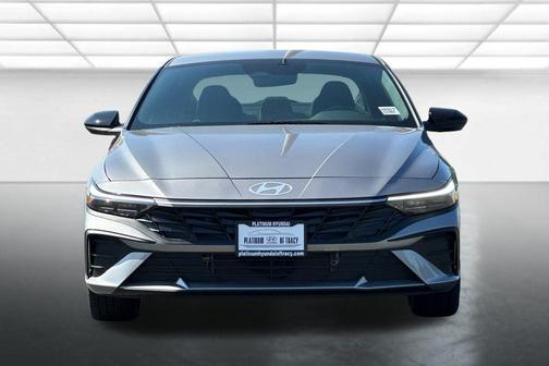 2025 Hyundai ELANTRA HEV SEL Sport