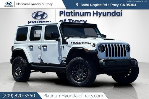 Bright White Clearcoat 2023 Jeep Wrangler Rubicon 392