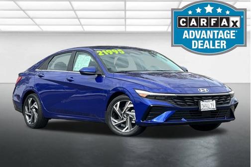 2024 Hyundai ELANTRA SEL