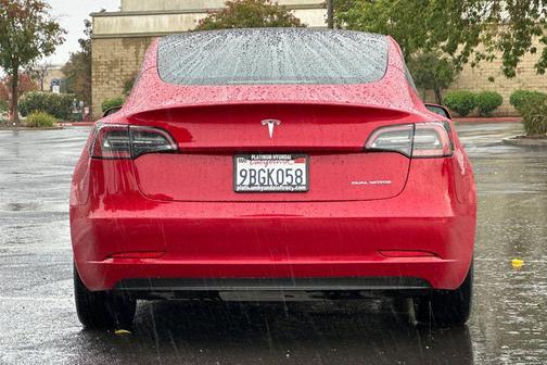 2022 Tesla Model 3 Long Range
