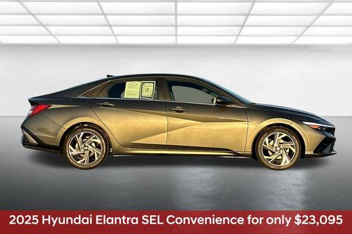 2025 Hyundai ELANTRA SEL