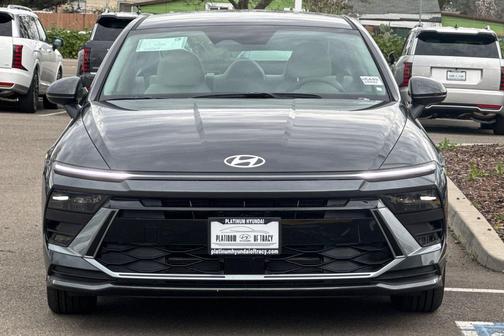 2026 Hyundai SONATA Hybrid Base