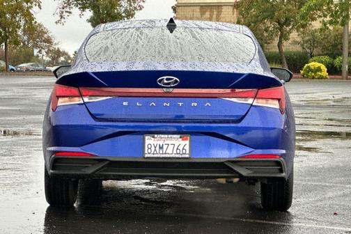2021 Hyundai ELANTRA SEL