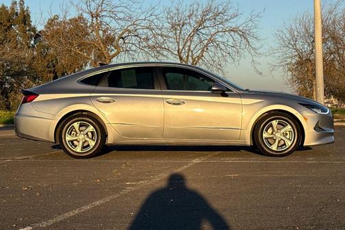 2021 Hyundai SONATA SE