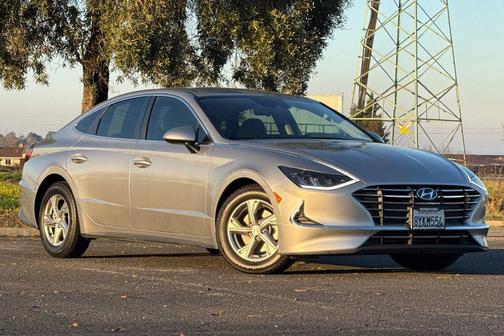 2021 Hyundai SONATA SE