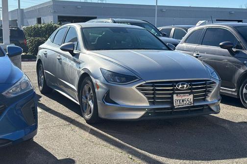 2021 Hyundai SONATA SE