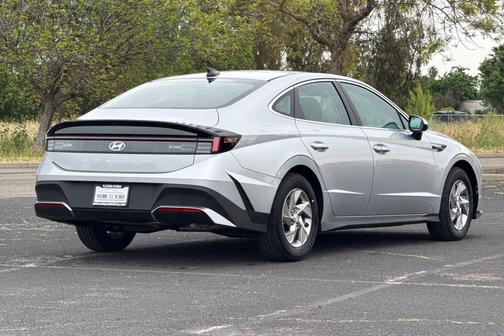 Aero Silver 2026 Hyundai SONATA SE
