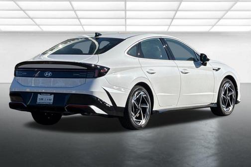 2026 Hyundai SONATA SEL