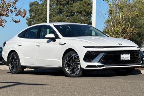 2026 Hyundai SONATA SEL