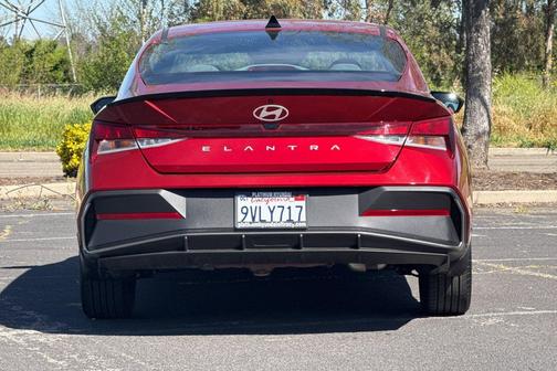 2025 Hyundai ELANTRA Sport