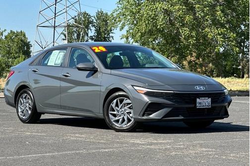 2024 Hyundai ELANTRA HEV Blue