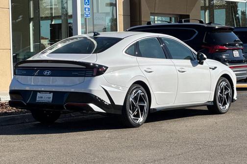 2026 Hyundai SONATA SEL