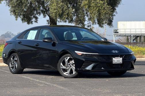 2025 Hyundai ELANTRA HEV Limited
