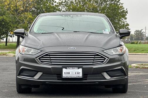 2017 Ford Fusion Hybrid SE