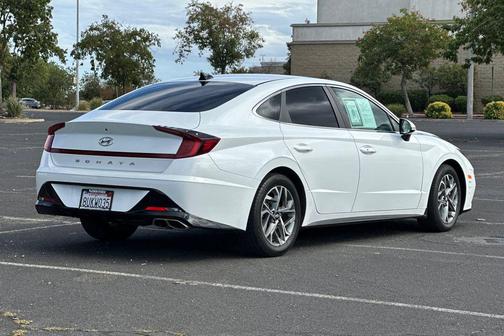 2021 Hyundai SONATA SEL