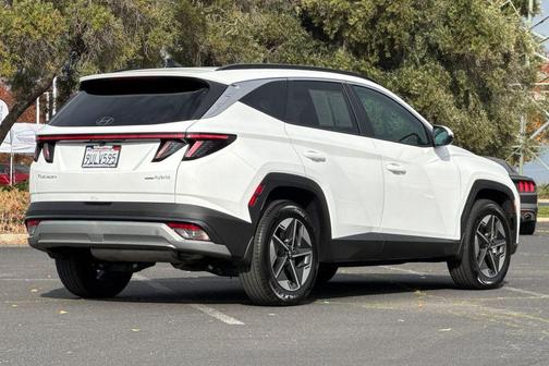 2025 Hyundai TUCSON Hybrid SEL Convenience