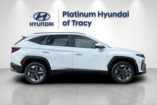 Creamy White Pearl 2026 Hyundai TUCSON Hybrid SEL