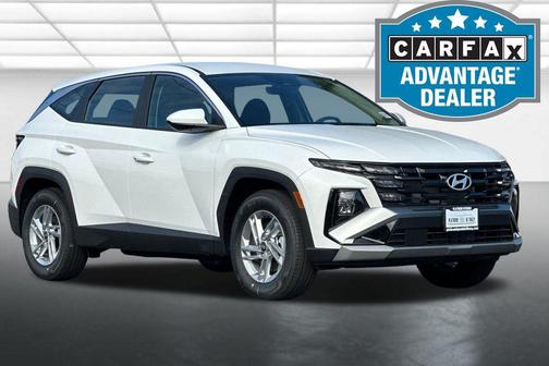 2026 Hyundai TUCSON SE