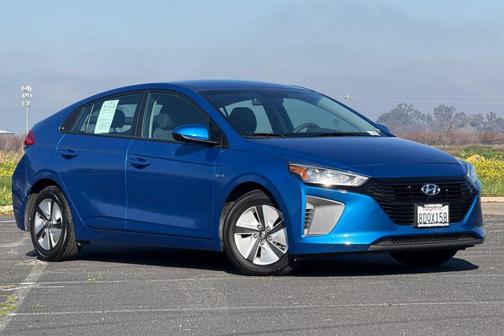 2018 Hyundai IONIQ Hybrid Blue