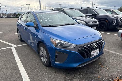 2018 Hyundai IONIQ Hybrid Blue