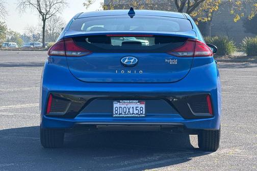 2018 Hyundai IONIQ Hybrid Blue