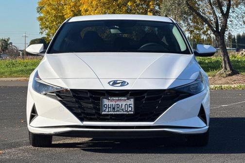 2023 Hyundai ELANTRA HEV Blue