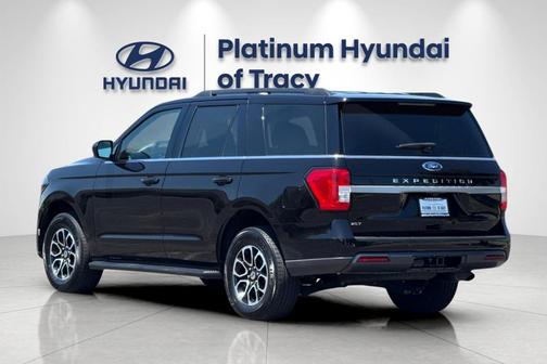 Agate Black Metallic 2024 Ford Expedition XLT