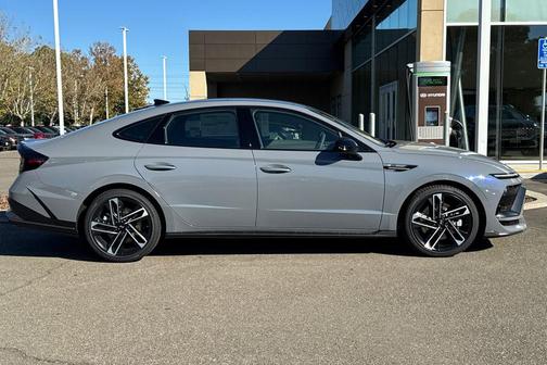 2026 Hyundai SONATA N Line